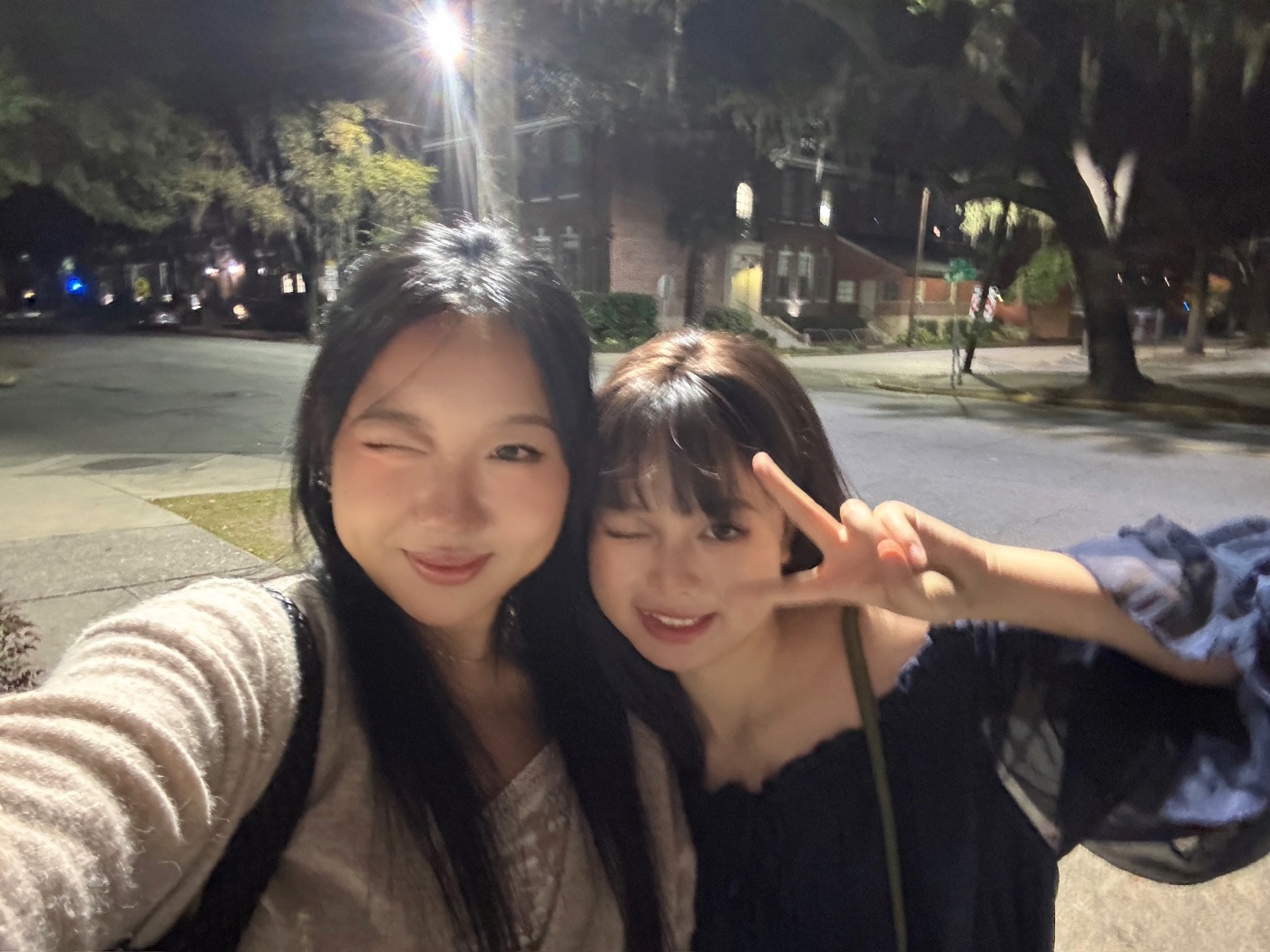 Noa Wang with Racheal Qin