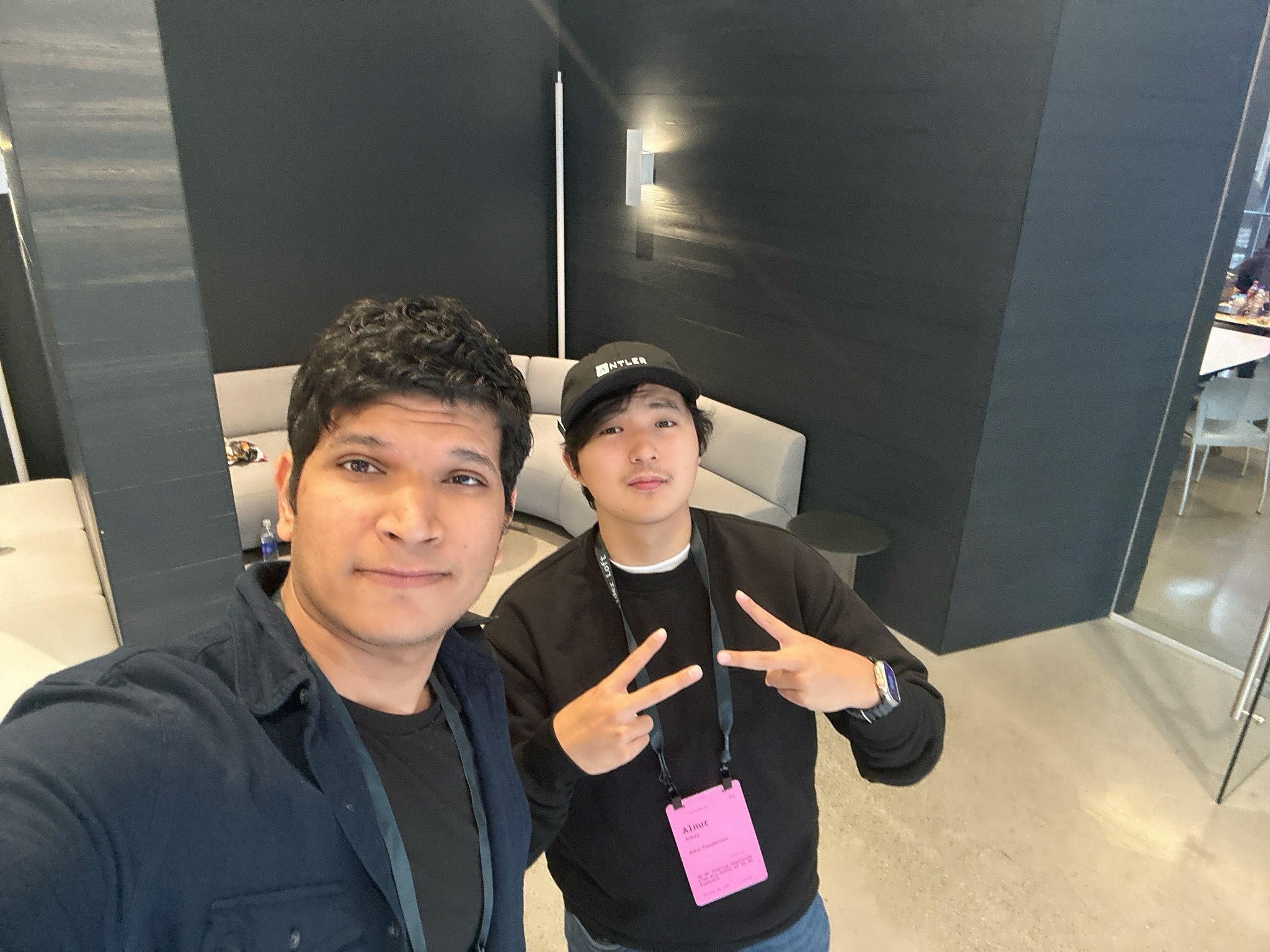Abhi met Alnur Askar