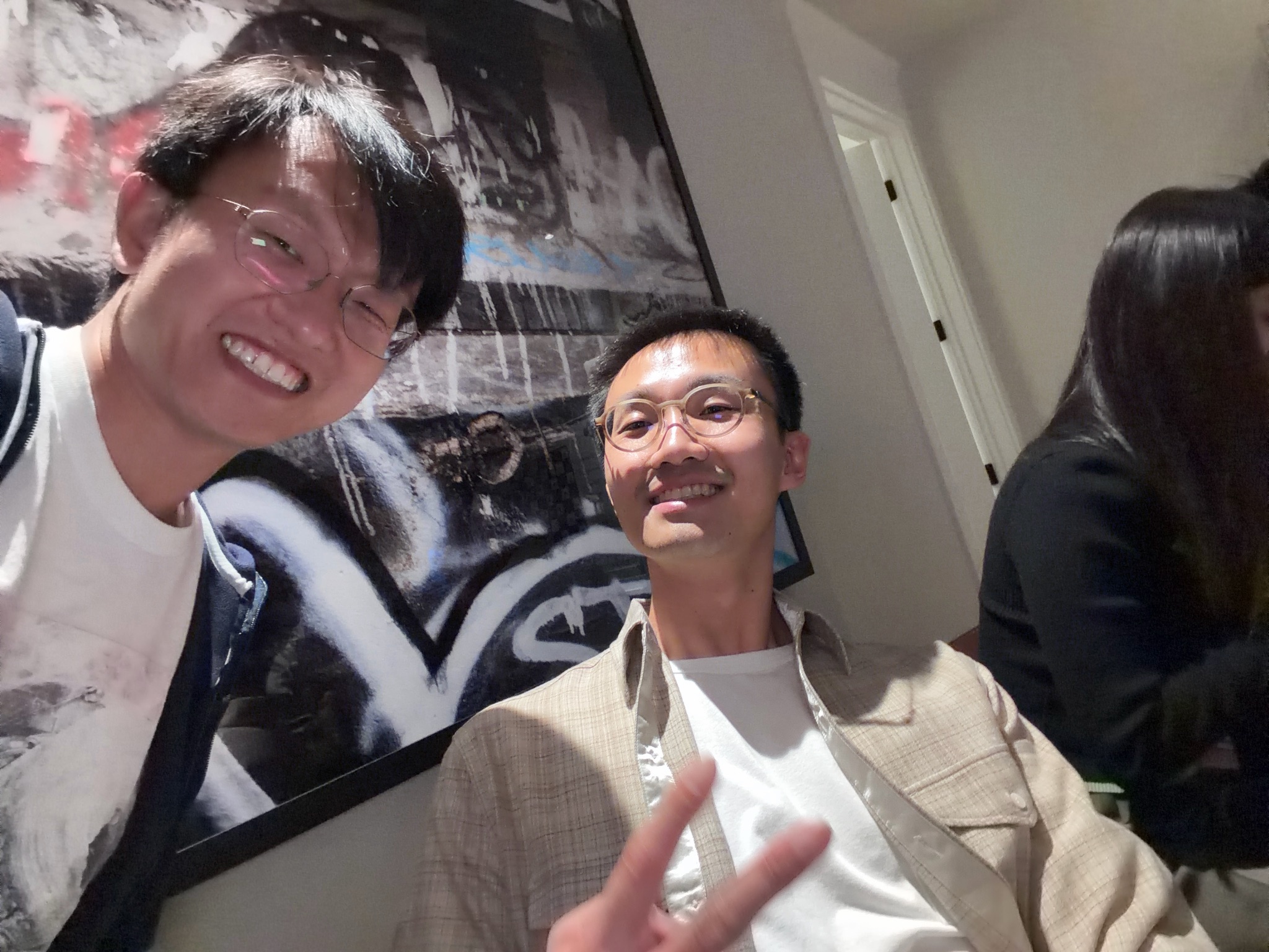 Walter Wu met Chonghao Huang