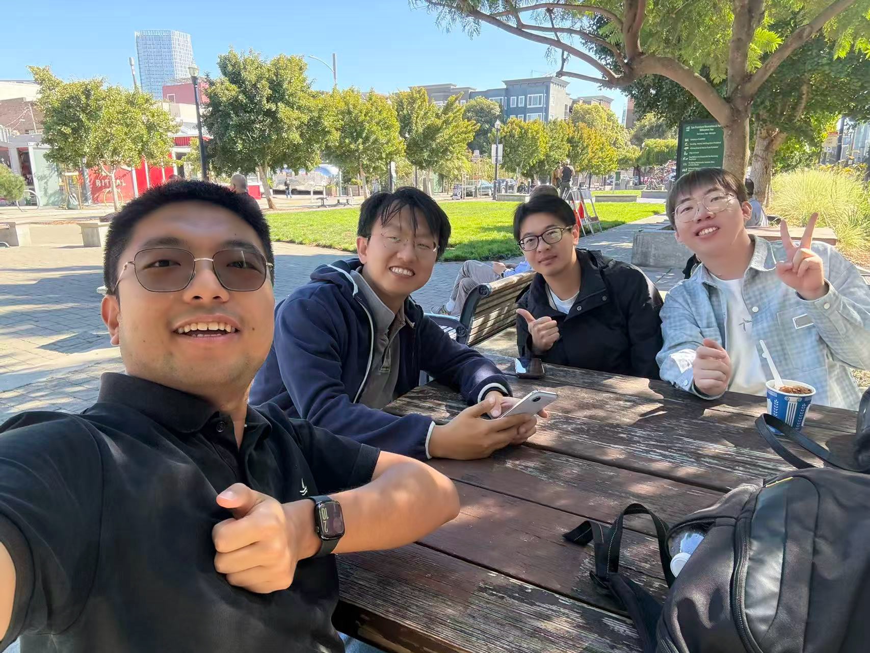 Walter Wu met George dai