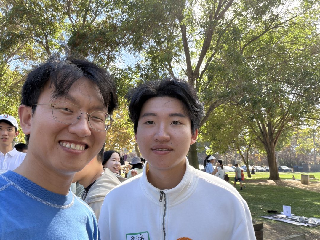 Walter Wu with 尹千舟
